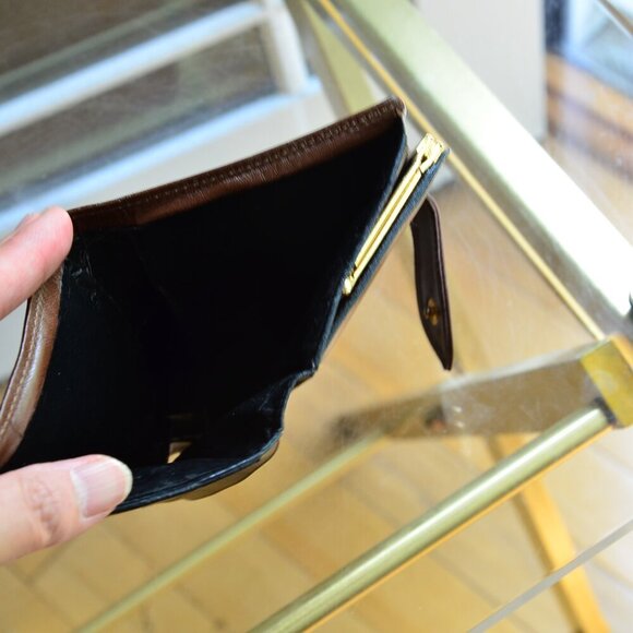 Bally Classic Wallet With Kisslock Coin Pocket - Picture 11 of 14